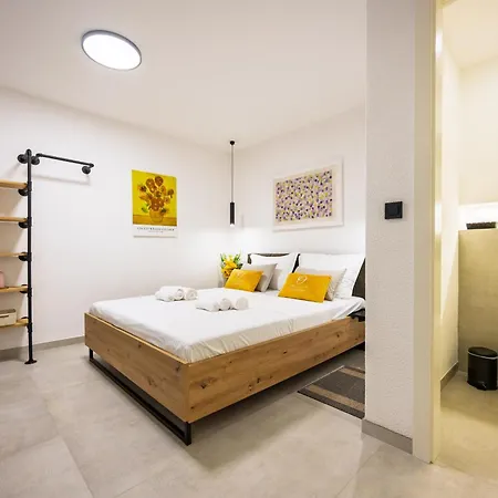 Villa 2382 *