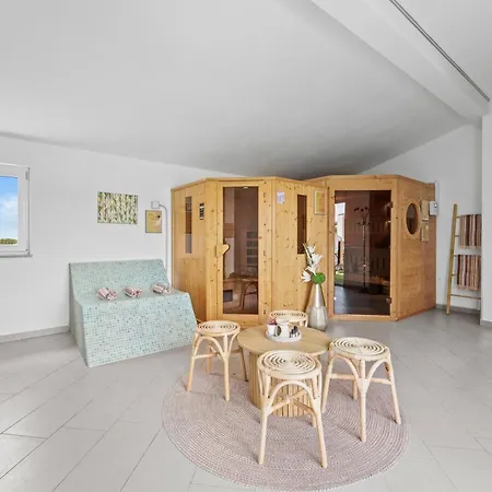 Villa 2382 *