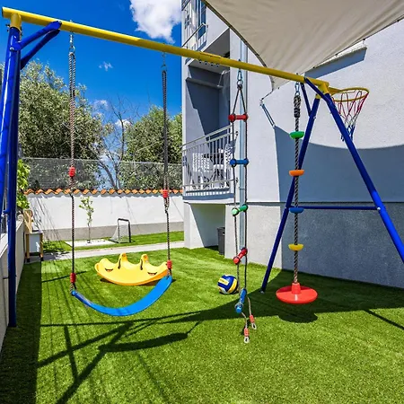 Villa 2382 *
