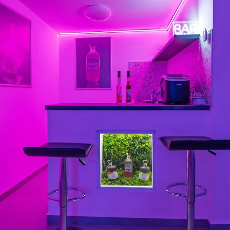 Villa 2382 *